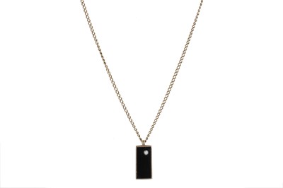 Lot 420 - A 9CT GOLD AND ONYX PENDANT, rectangular...