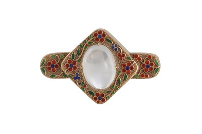 Lot 262 - AN ANTIQUE MOONSTONE AND ENAMEL, shaped form,...