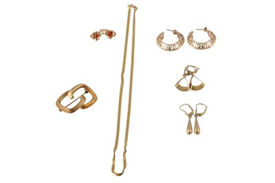 Lot 278 - A COLLECTION OF 14CT GOLD JEWELLERY, earrings,...