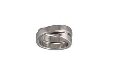 Lot 92 - A CARTIER RING, mounted in 18ct white gold,...