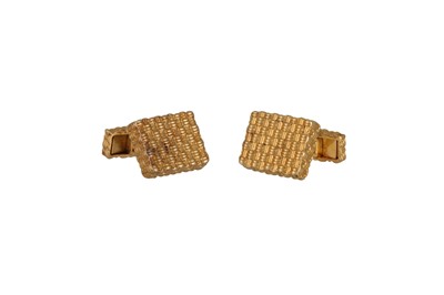 Lot 111 - A PAIR OF VINTAGE FRED PARIS CUFFLINKS, the...
