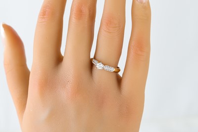 Lot 50 - A DIAMOND SOLITAIRE RING, set with diamond...
