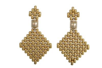 Lot 211 - A PAIR OF 18CT GOLD DROP EARRINGS, of middle...