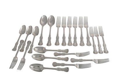 Lot 538 - AN EDWARDIAN SUITE OF REGENCY STYLE SILVER...