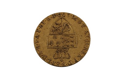 Lot 392 - A 1794 FULL ENGLISH GUINEA GOLD COIN GEORGE...