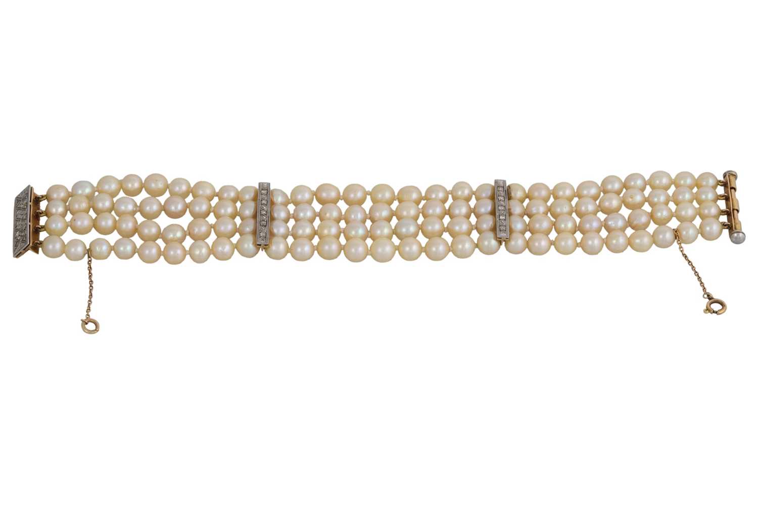 Lot 69 - A VINTAGE FOUR STRANDED CULTURED PEARL...