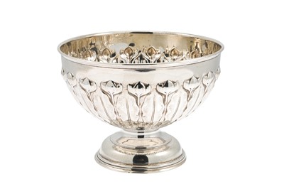 Lot 513 - A SHEFFIELD SILVER ROSE BOWL, with Arts &...