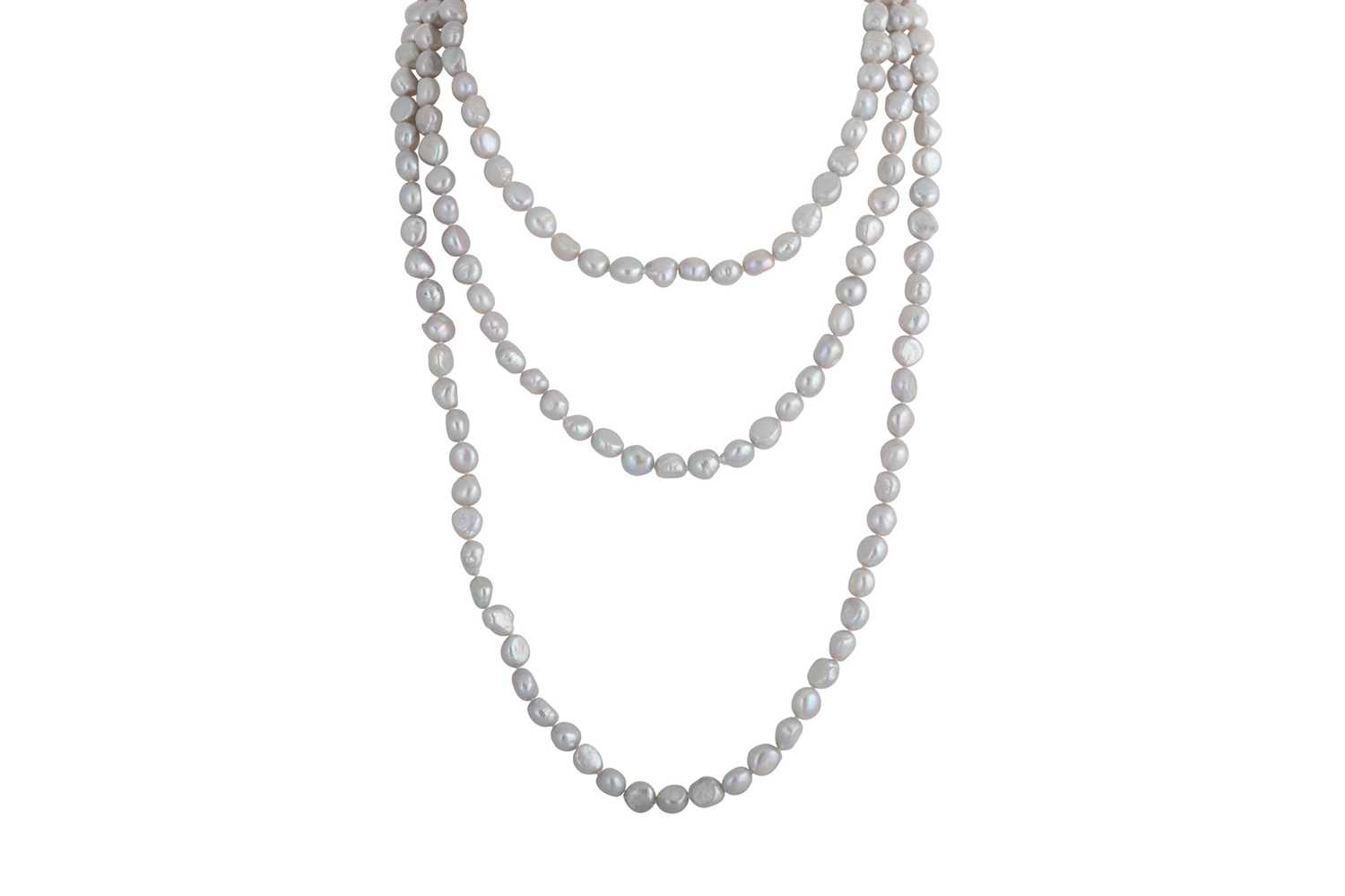 Lot 17 - A CULTURED RIVER PEARL NECKLACE, Opera length...