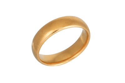 Lot 90 - A 22CT GOLD WEDDING BAND, 6.1 g, Size J