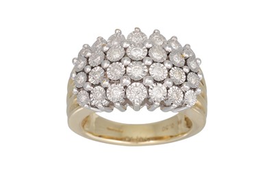Lot 260 - A DIAMOND CLUSTER RING, illusion set in 9ct...
