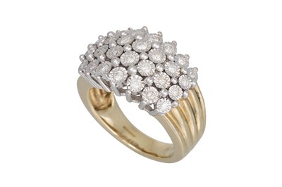 Lot 260 - A DIAMOND CLUSTER RING, illusion set in 9ct...