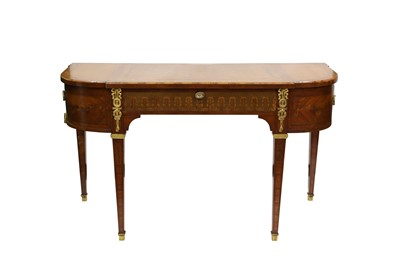 Lot 544 - A GOOD QUALITY EARLY 20TH CENTURY SATINWOOD...