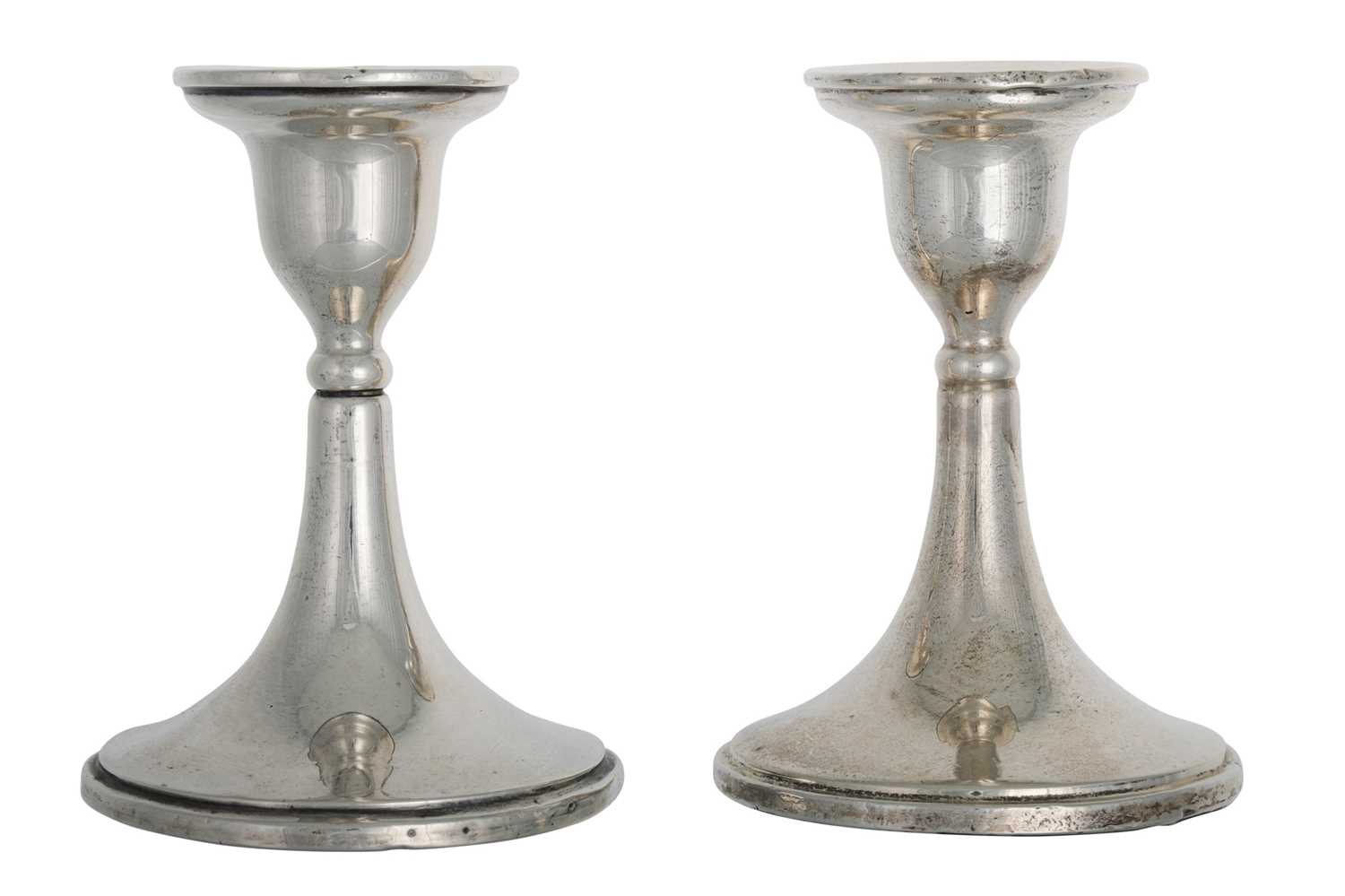 Lot 462 - A PAIR OF GEORGE V SILVER DWARF CANDLE STICKS,...