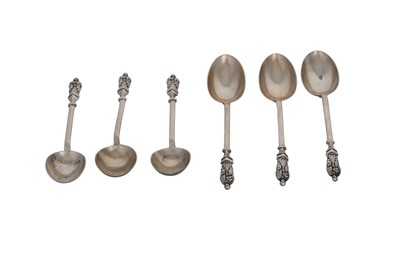 Lot 466 - A SET OF SIX VICTORIAN APOSTLE COFFEE SPOONS,...