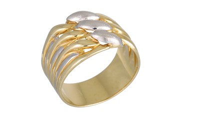 Lot 115 - AN 18CT GOLD DRESS RING, two colour cross over...