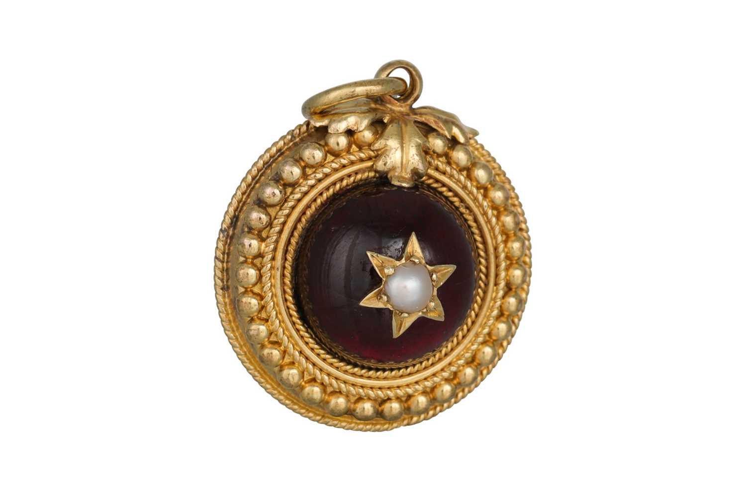 Lot 332 - AN ANTIQUE GARNET AND PEARL PENDANT, of...