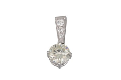 Lot 398 - A DIAMOND PENDANT, the brilliant cut diamond...