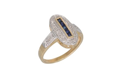 Lot 98 - A DIAMOND AND SAPPHIRE CLUSTER RING, of oval...