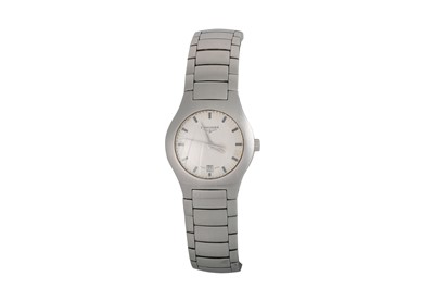 Lot 468 - A LADY'S STAINLESS STEEL LONGINES WRIST WATCH,...