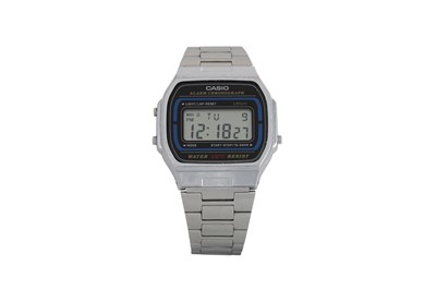 Lot 499 - A GENT'S STAINLESS STEEL CASIO ALARM...