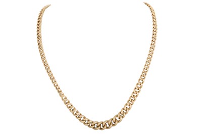 Lot 7 - A 9CT GOLD GRADUATED FLAT CURB LINK NECKLACE,...