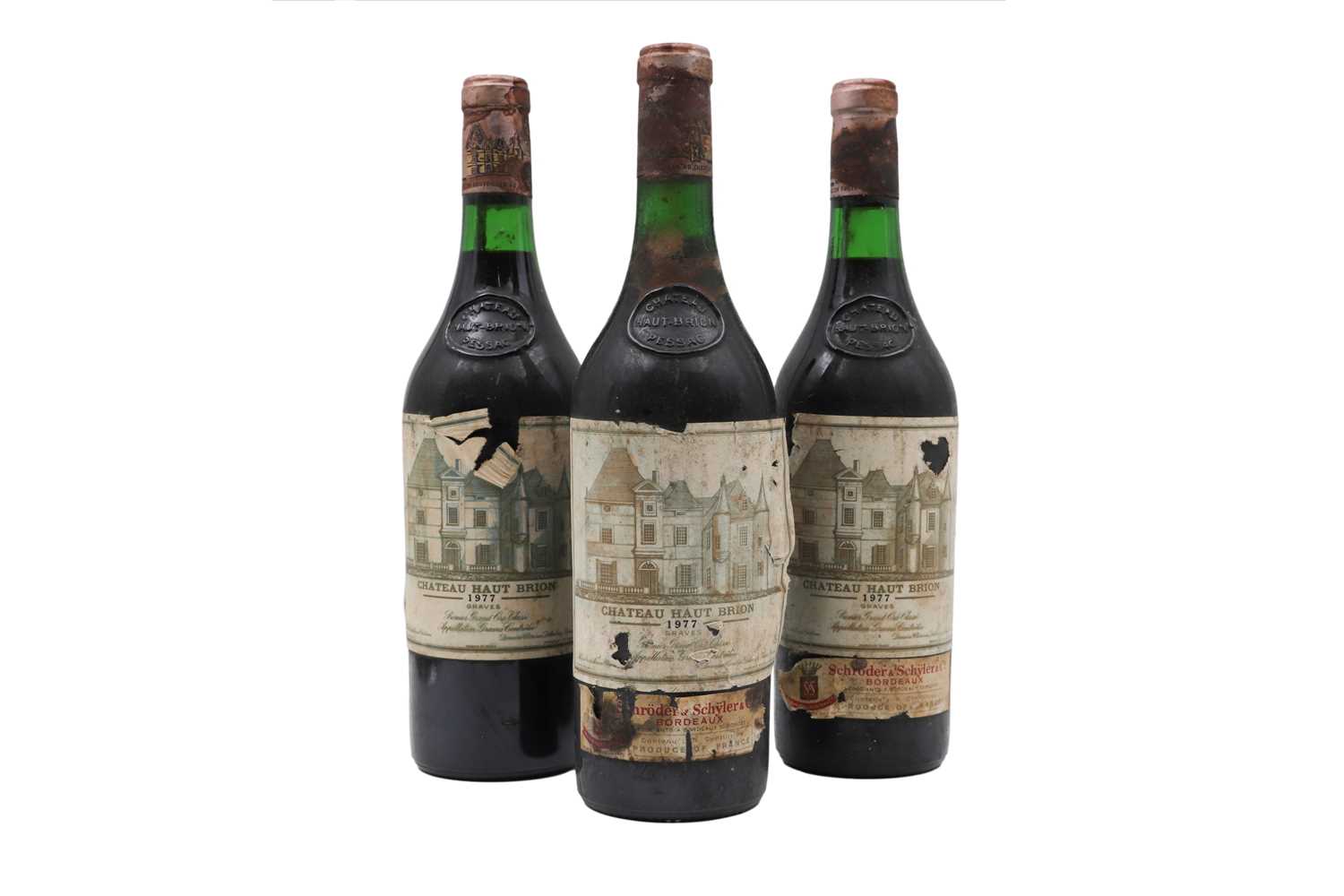 Lot 539 - A COLLECTION OF VINTAGE WINES TO...