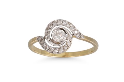 Lot 58 - A VINTAGE DIAMOND CLUSTER RING, of swirl...