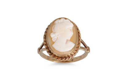 Lot 28 - A CAMEO RING, mounted in 9ct gold, size M