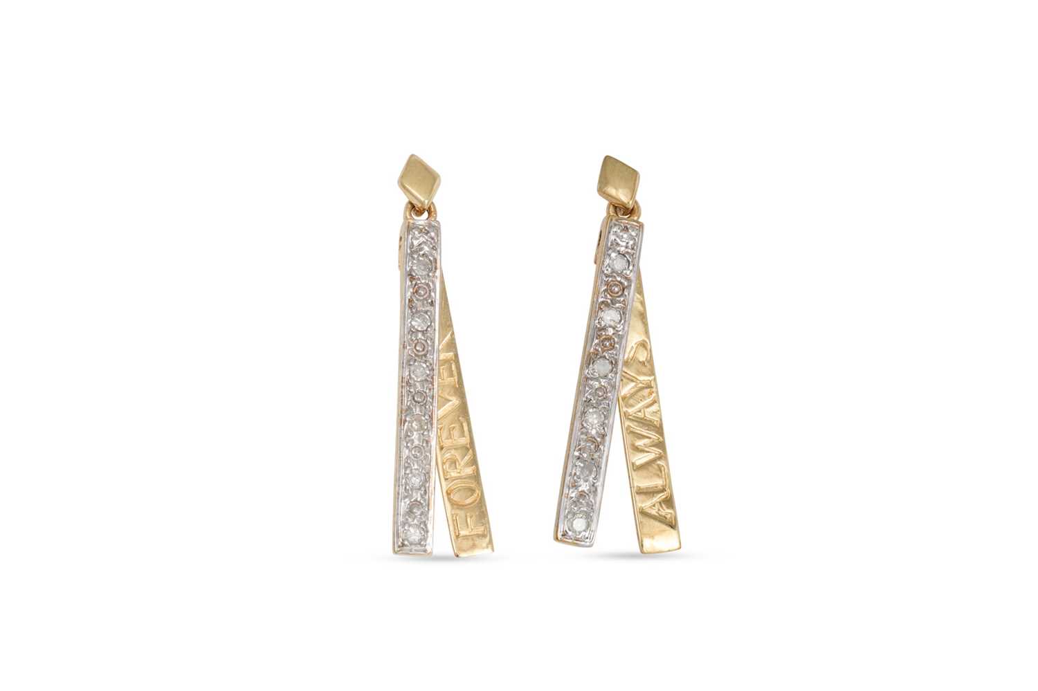 Lot 38 - A PAIR OF DIAMOND DROP EARRINGS, each set with...