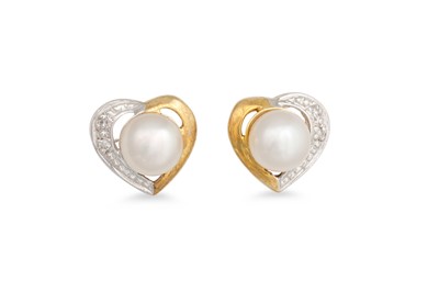 Lot 80 - A PAIR OF DIAMOND AND PEARL STUD EARRINGS, in...