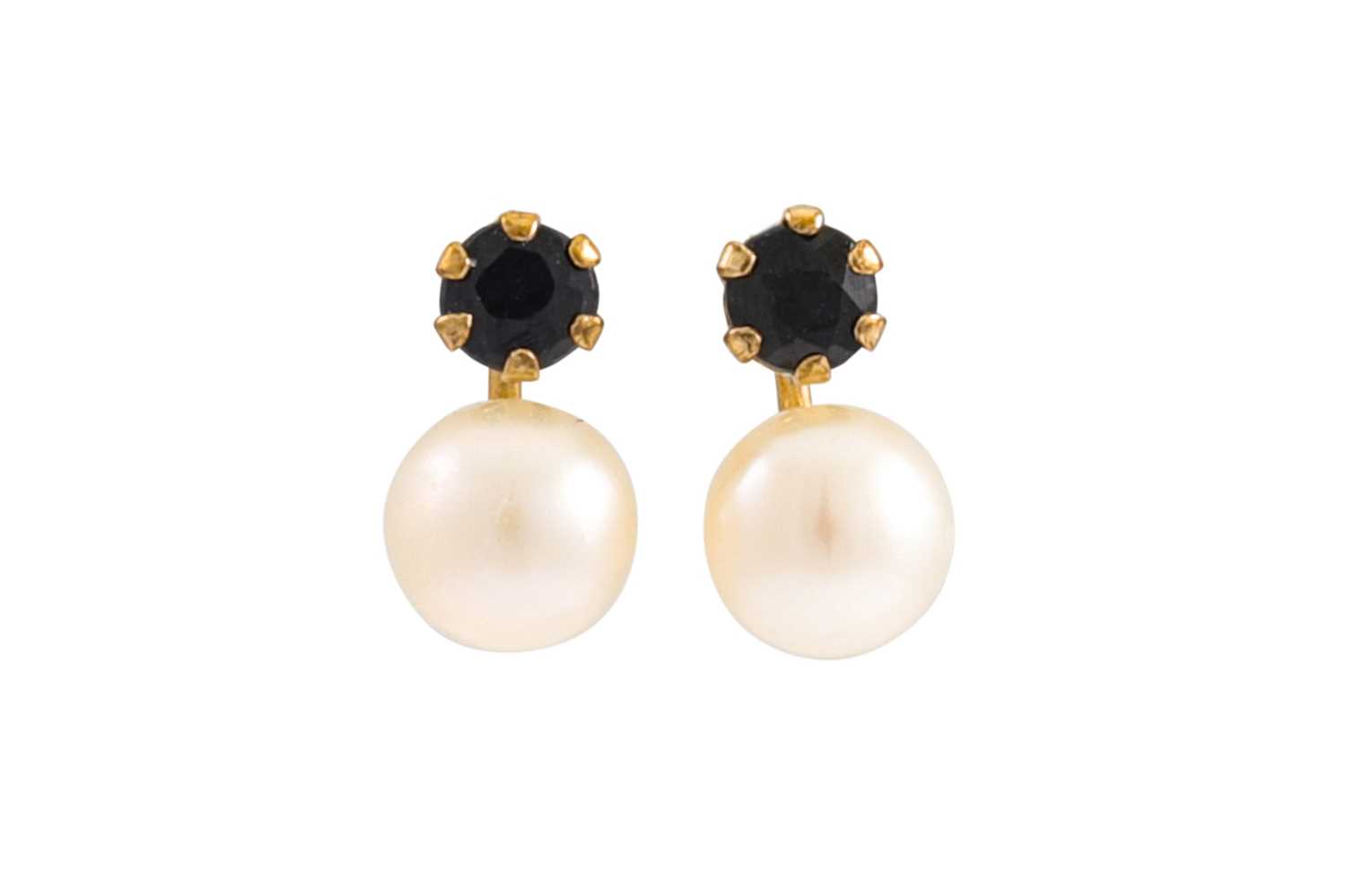 Lot 43 - A PAIR OF PEARL AND SAPPHIRE SET EARRINGS