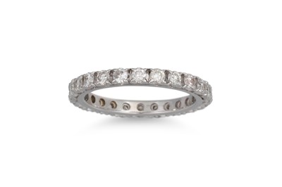 Lot 265 - A FULL BANDED DIAMOND ETERNITY RING, the round...