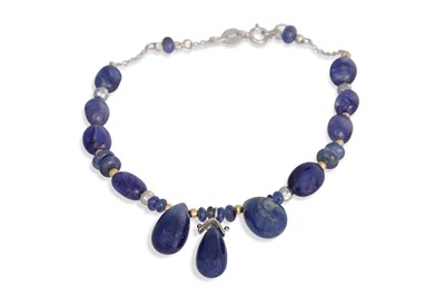 Lot 364 - A SAPPHIRE AND WHITE GOLD BRACELET, of beaded...