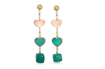 Lot 370 - A PAIR OF GREEN CHALCEDONY AND GOLD DROP...