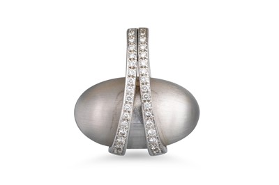 Lot 367 - AN 18CT WHITE GOLD PENDANT, of brushed domed...