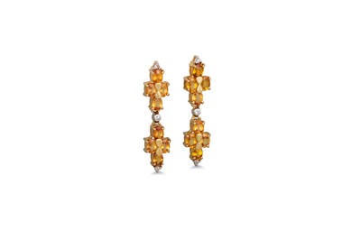 Lot 32 - A PAIR OF DIAMOND AND CITRINE DROP EARRINGS,...
