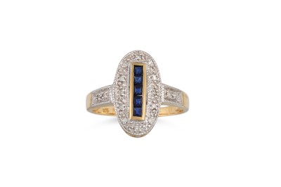 Lot 53 - A DIAMOND AND SAPPHIRE CLUSTER RING, the...
