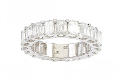 Lot 308 - A DIAMOND FULL BANDED ETERNITY RING, the...