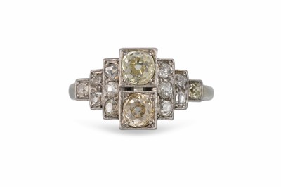 Lot 166 - AN ART DECO DIAMOND RING, of stepped form, set...