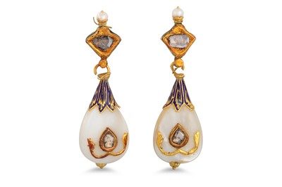 Lot 128 - A PAIR OF ANTIQUE INDIAN DROP EARRINGS, set...