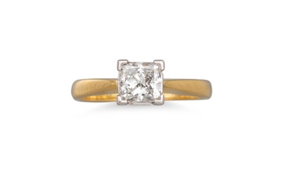 Lot 217 - A DIAMOND SOLITAIRE RING, the princess cut...