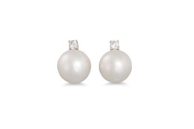 Lot 191 - A PAIR OF DIAMOND AND SOUTH SEA PEARL EARRINGS,...