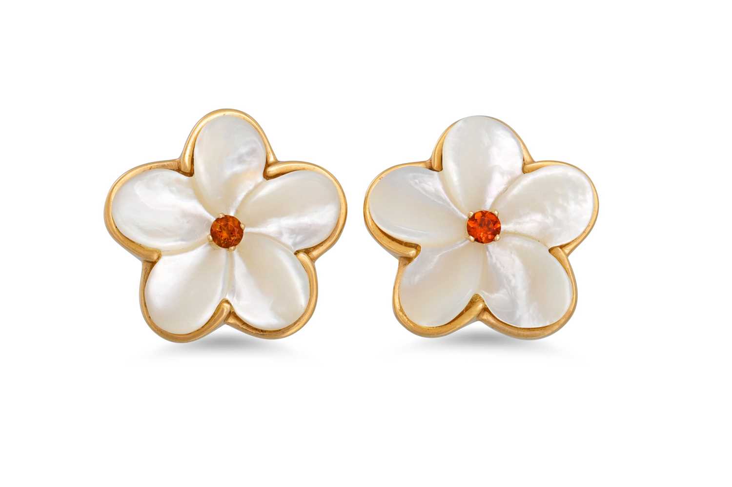 Lot 251 - A PAIR OF MOTHER OF PEARL EARRINGS, floral...