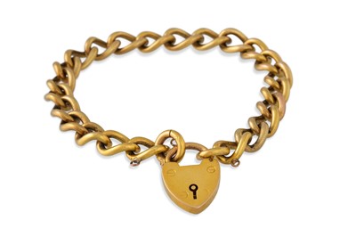 Lot 261 - A 15CT GOLD CURB LINK BRACELET, with padlock...