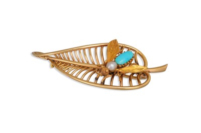 Lot 431 - A PEARL AND TURQUOISE SET BROOCH, modelled as...