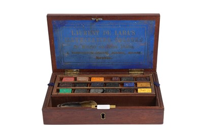 Lot 567 - AN ANTIQUE MAHOGANY ARTIST'S BOX, the box...