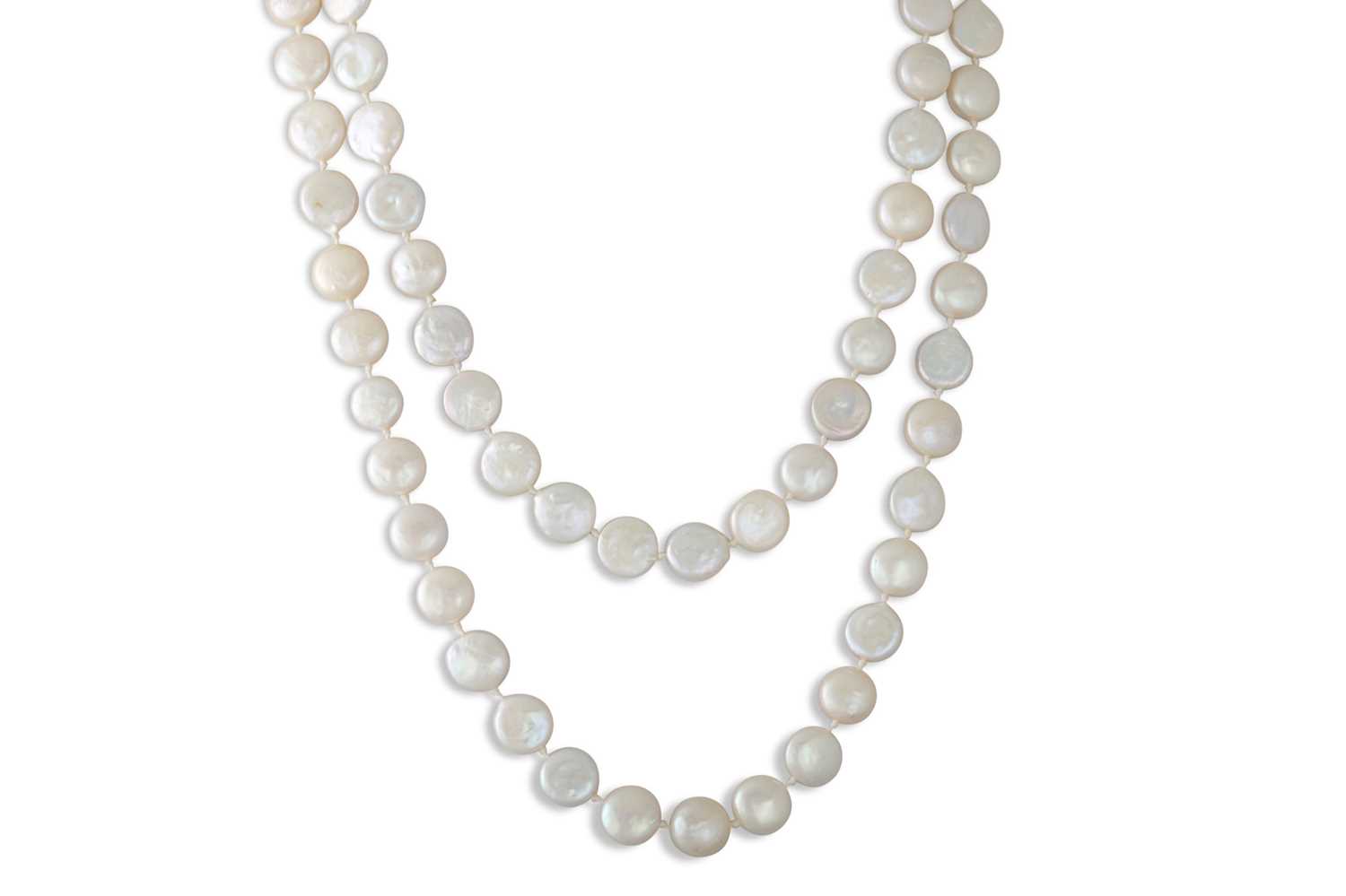 Lot 39 - A LONG STRANDED PEARL NECKLACE, silver clasp