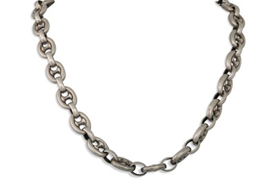 Lot 295 - A MODERN SILVER HOLLOW MARINE LINK NECK CHAIN,...