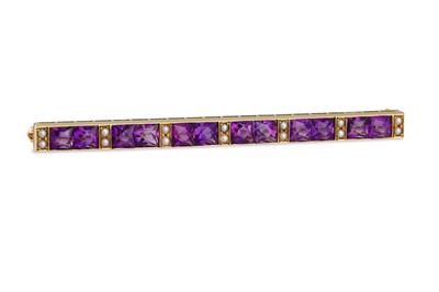 Lot 239 - AN AMETHYST AND PEARL BAR BROOCH, mounted in...
