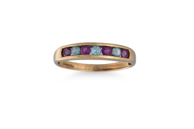 Lot 97 - AN AMETHYST AND TOPAZ SET RING, mounted in 9ct...